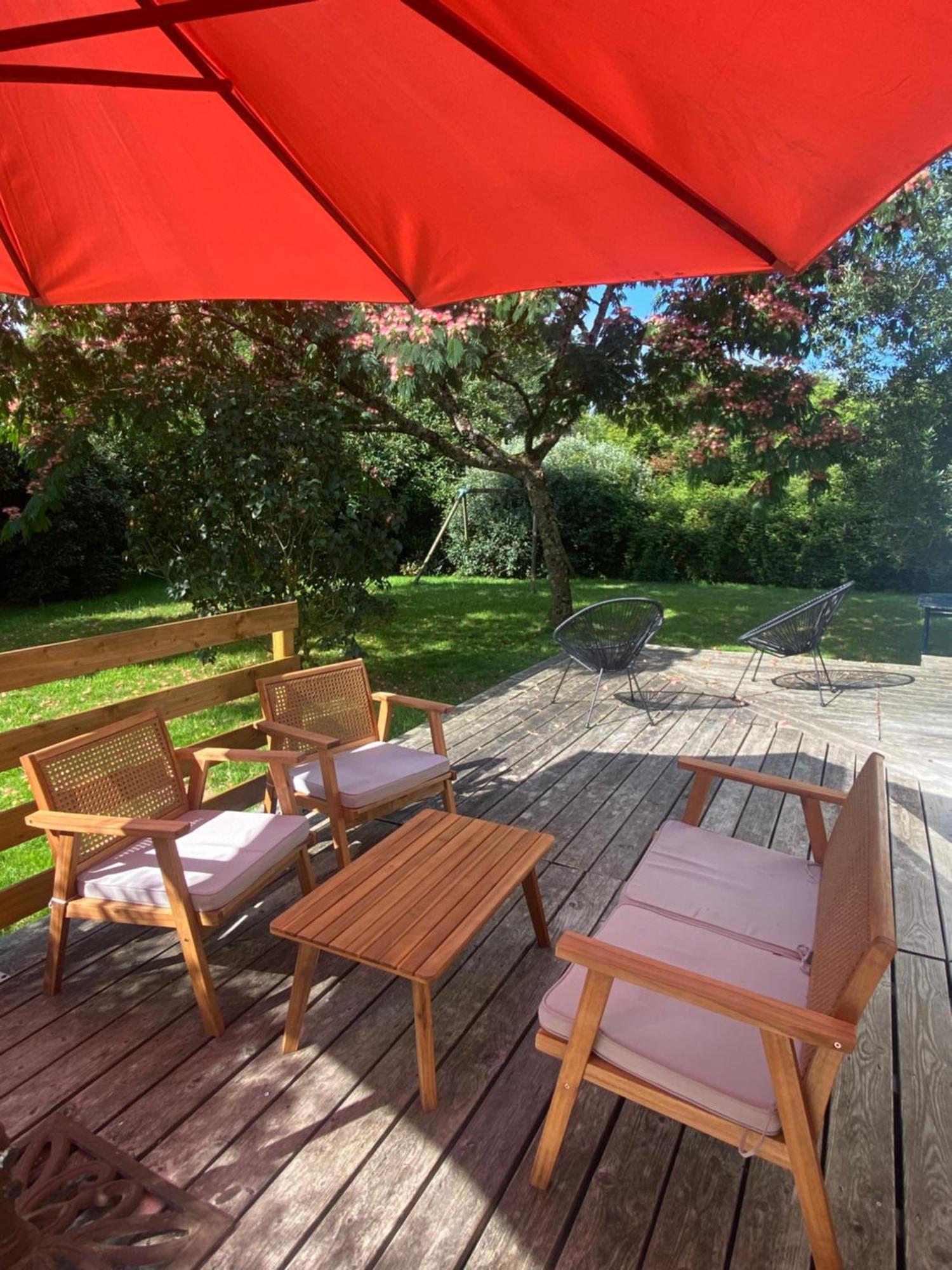 Holiday home Maison De Charme Proche Ocean Lauzach